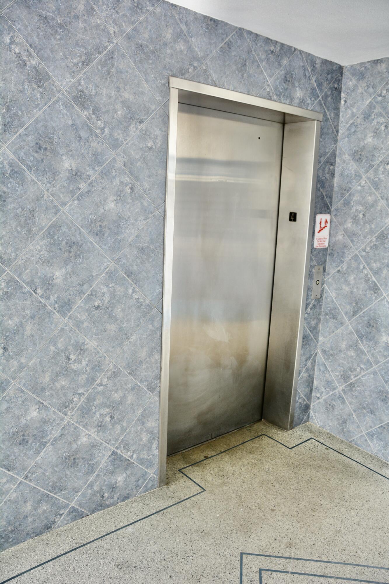 EXETER AT CENTURY VILLAGE CONDO - Residential Lease