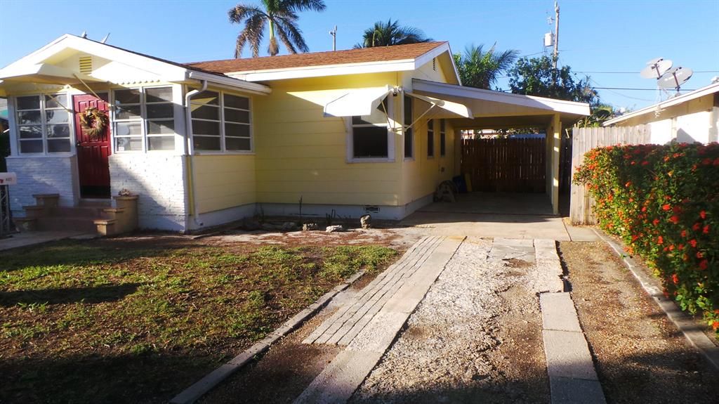 Photo of 437 Macy Street, West Palm Beach, FL 33405 (MLS # R10696491)