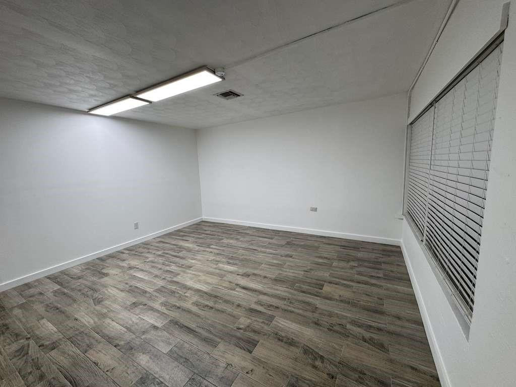 Lloyd Estates 25-47 B - Residential Lease