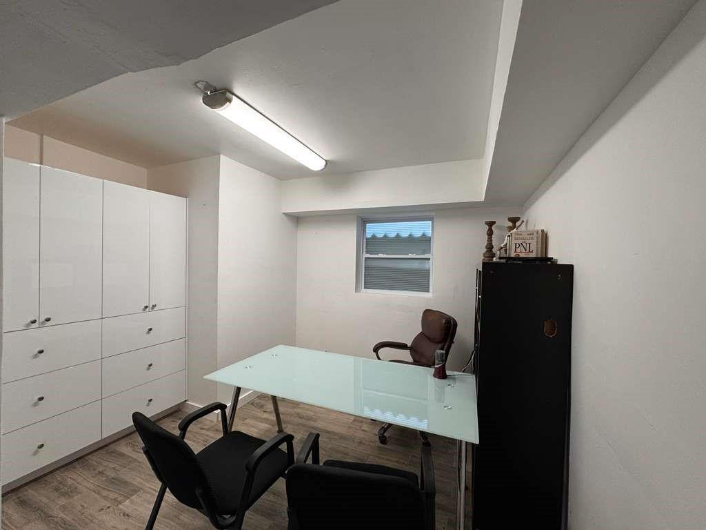 Lloyd Estates 25-47 B - Residential Lease