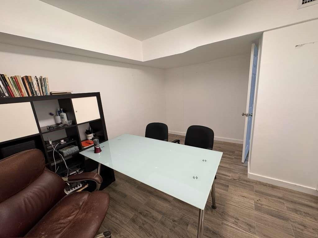 Lloyd Estates 25-47 B - Residential Lease