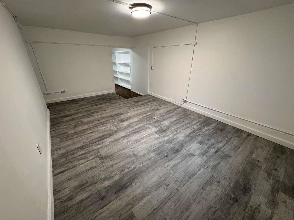 Lloyd Estates 25-47 B - Residential Lease