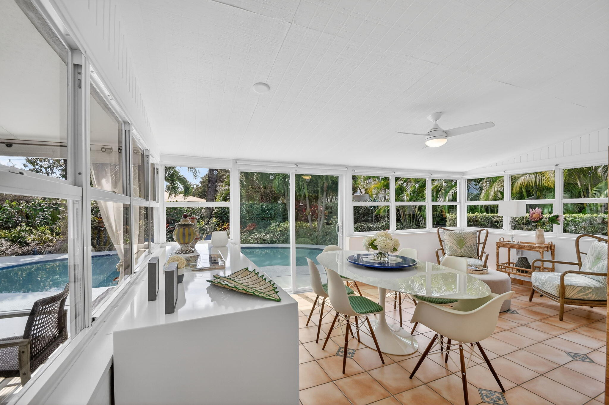 LITTLE RANCHES IN - Residential