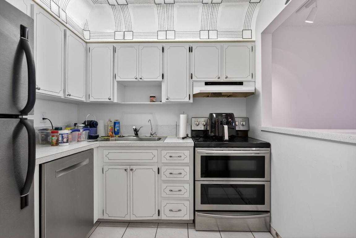 Intracoastal Tower - Residential