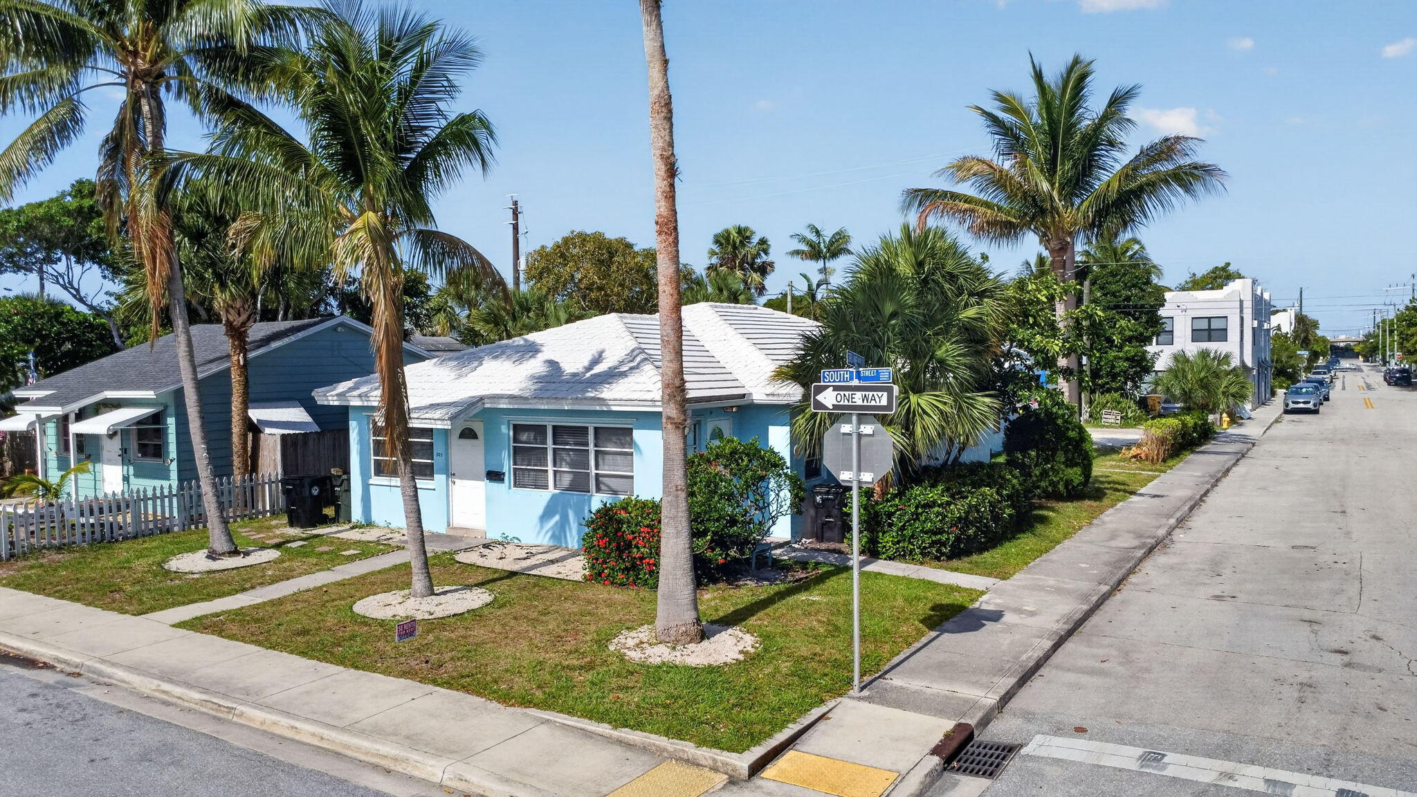 LAKE WORTH TOWN OF - Residential Income