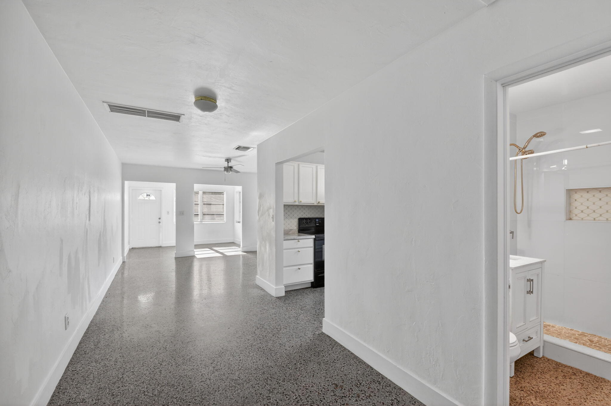 LAKE WORTH TOWN OF - Residential Income