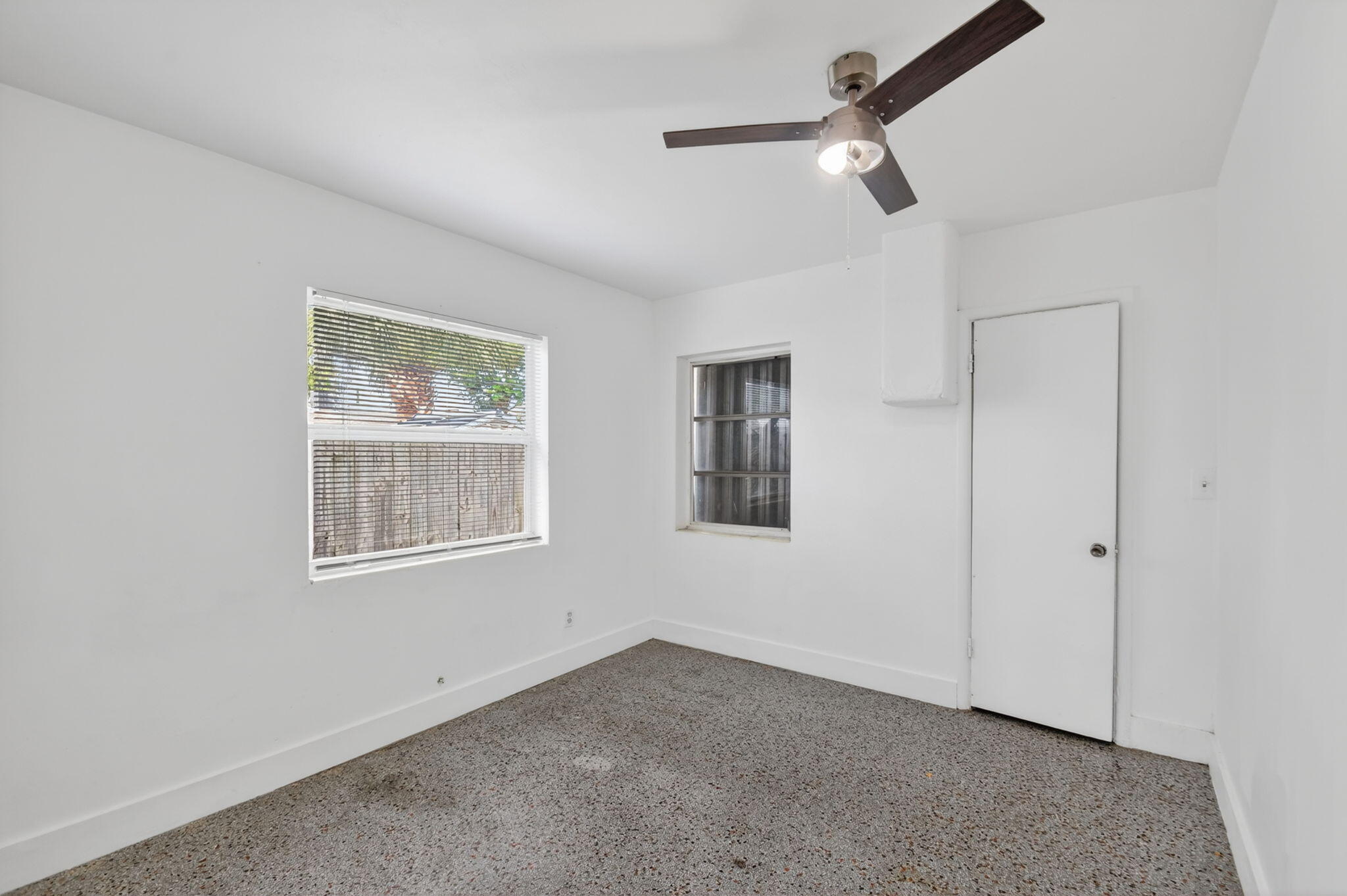 LAKE WORTH TOWN OF - Residential Income