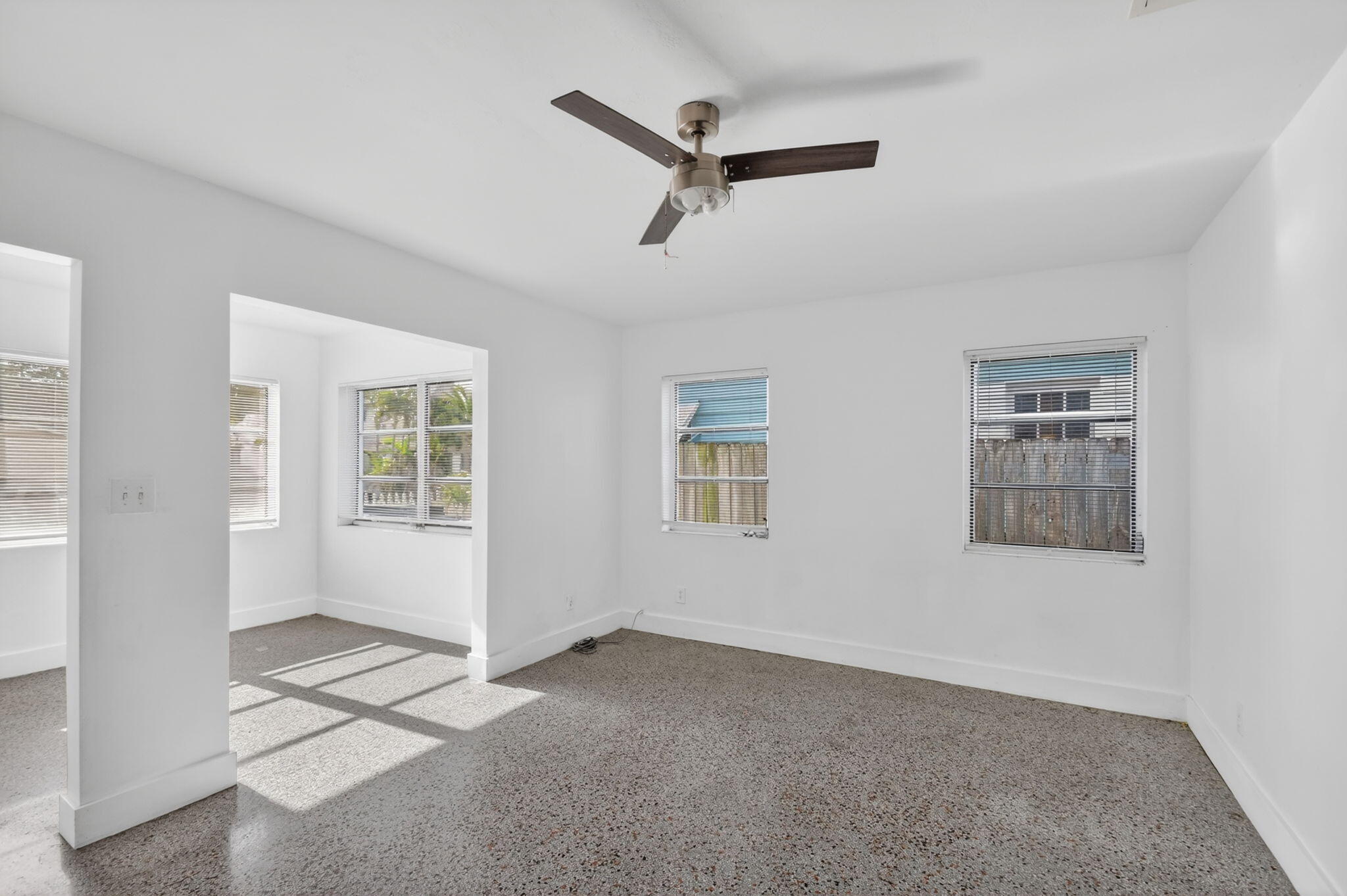 303 S L Street