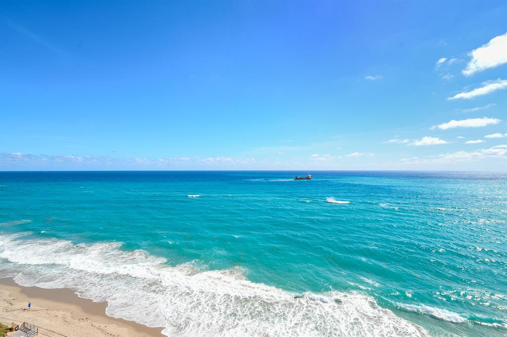 OCEANS EDGE - Residential