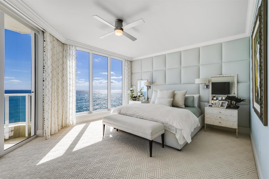 OCEANS EDGE - Residential