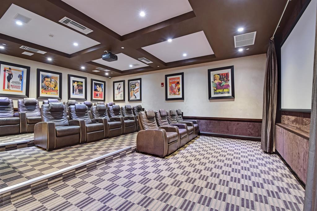 OCEANS EDGE - Residential