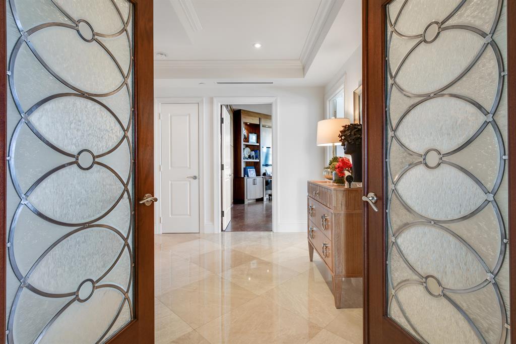 OCEANS EDGE - Residential