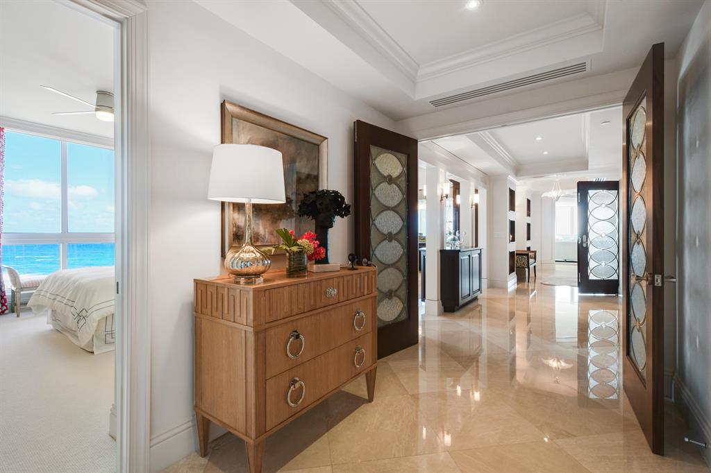 OCEANS EDGE - Residential