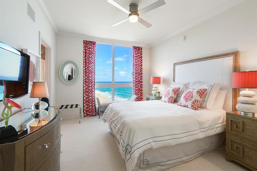 OCEANS EDGE - Residential