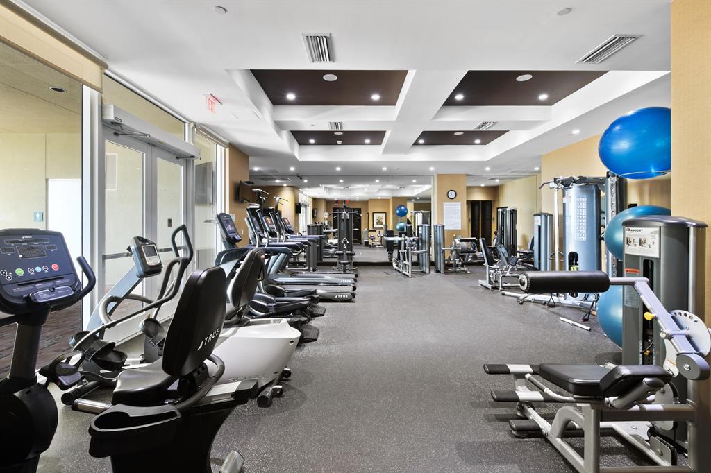 OCEANS EDGE - Residential