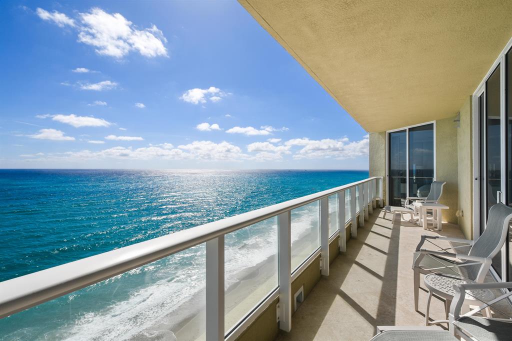 OCEANS EDGE - Residential