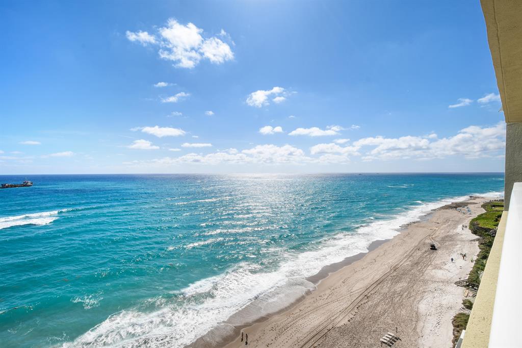 OCEANS EDGE - Residential