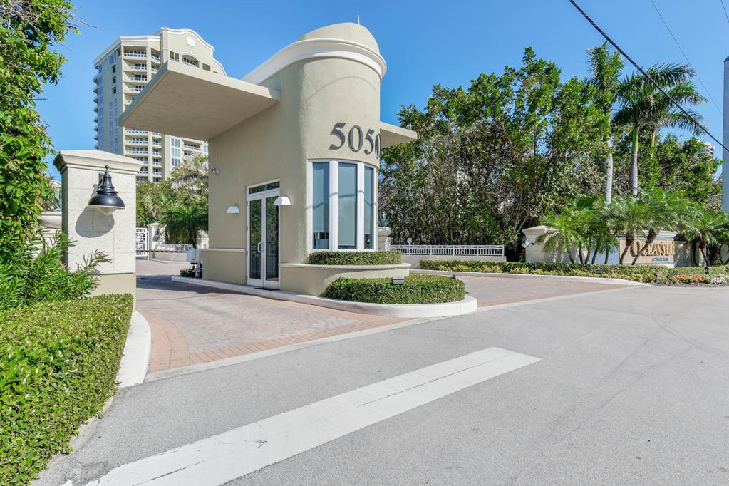 OCEANS EDGE - Residential