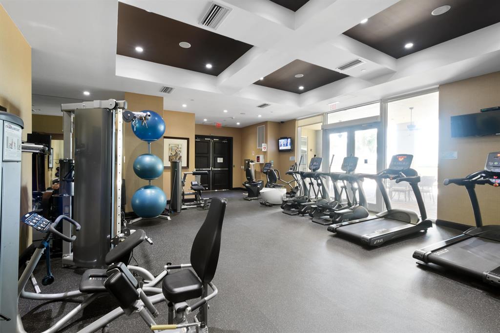 OCEANS EDGE - Residential