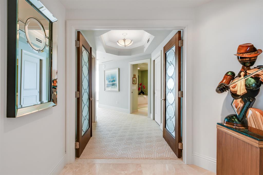 OCEANS EDGE - Residential