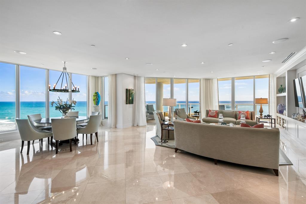 OCEANS EDGE - Residential