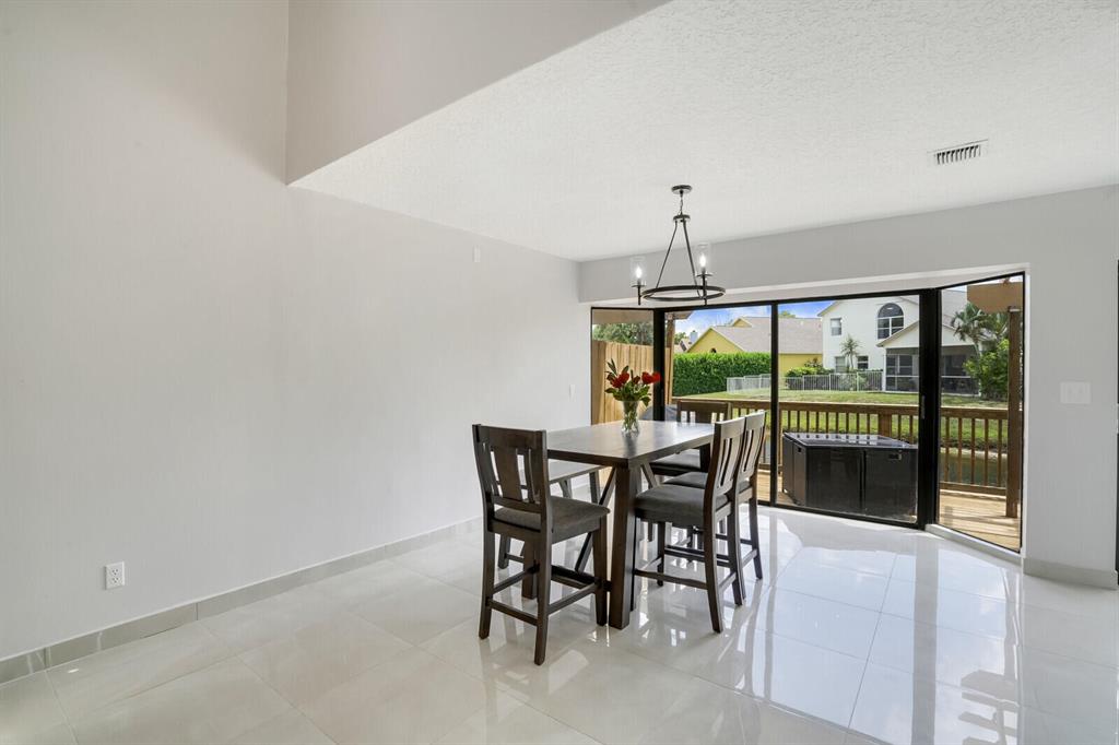 LANDINGS AT RIVER BRIDGE - Residential Lease