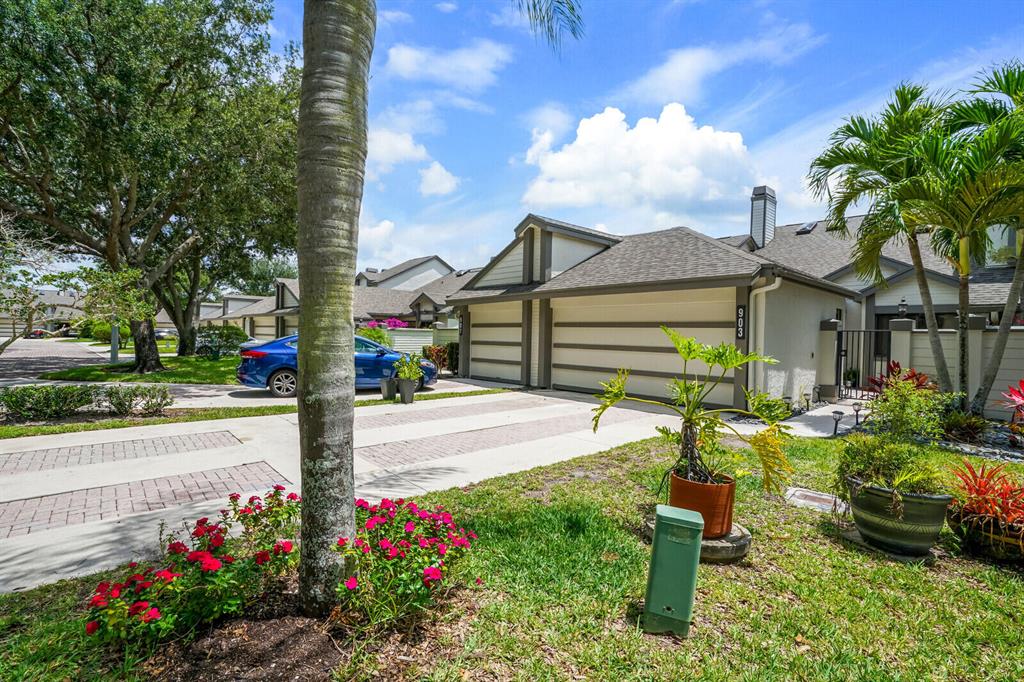 LANDINGS AT RIVER BRIDGE - Residential Lease