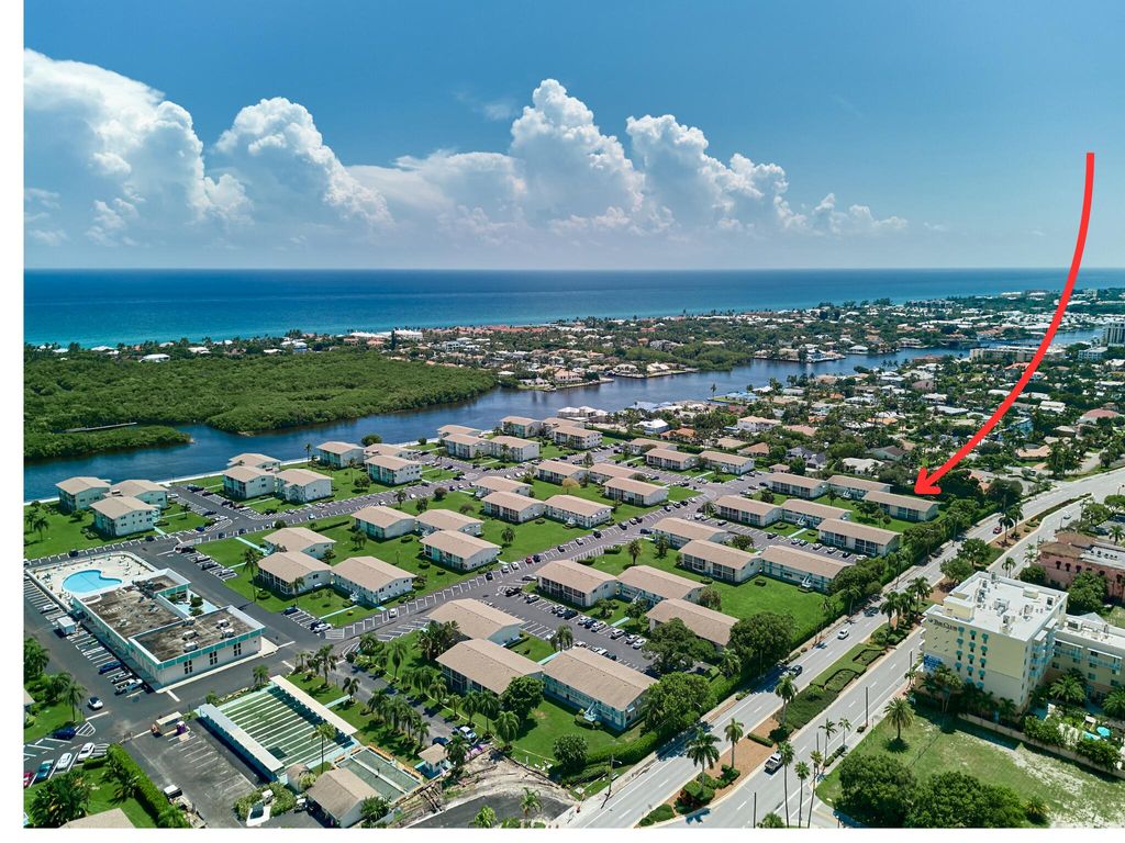 Photo of 880 Horizons W #102, Boynton Beach, FL 33435 (MLS # R11077529)