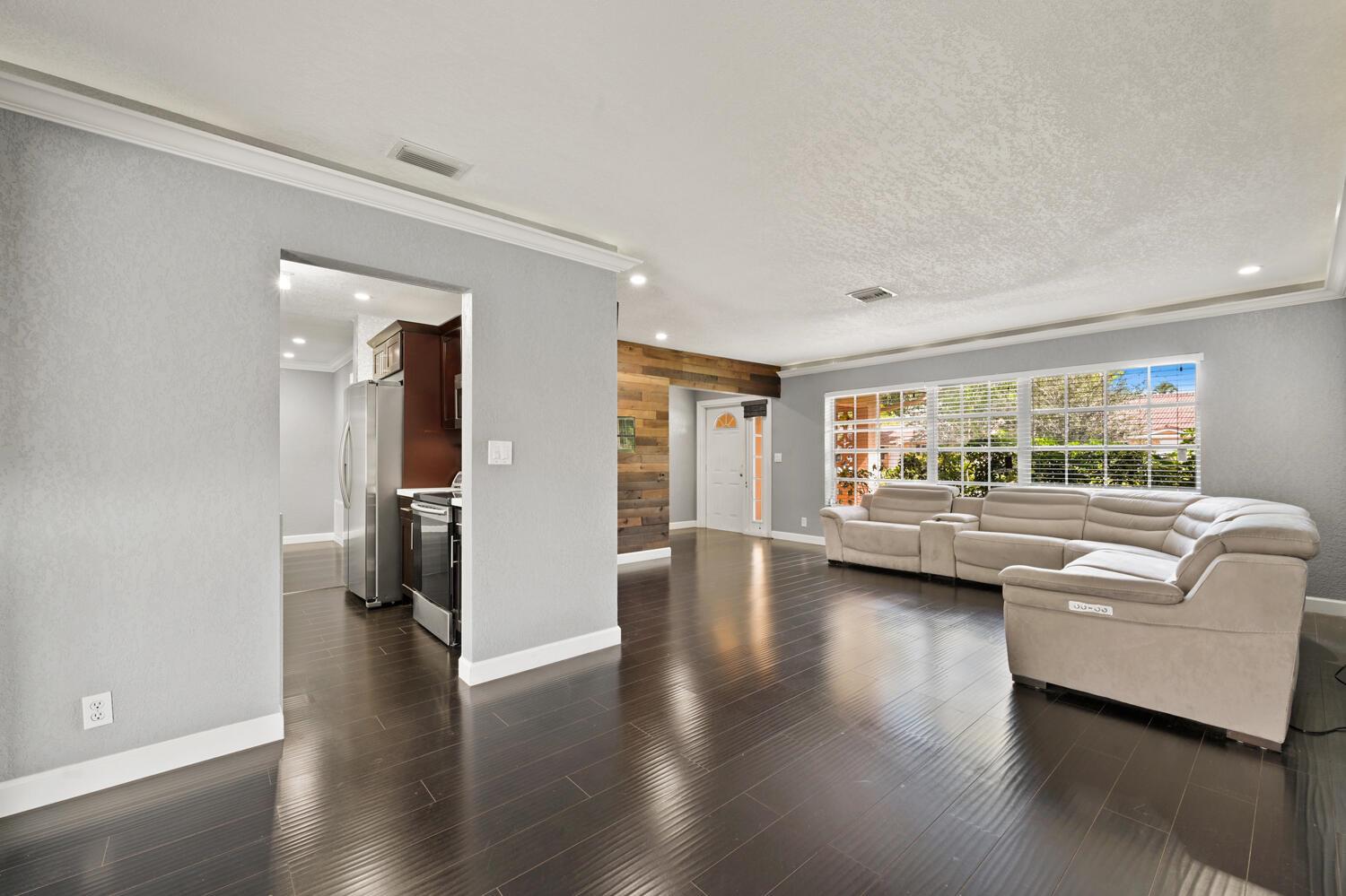 CORAL SPRINGS SUB NO 1 - Residential