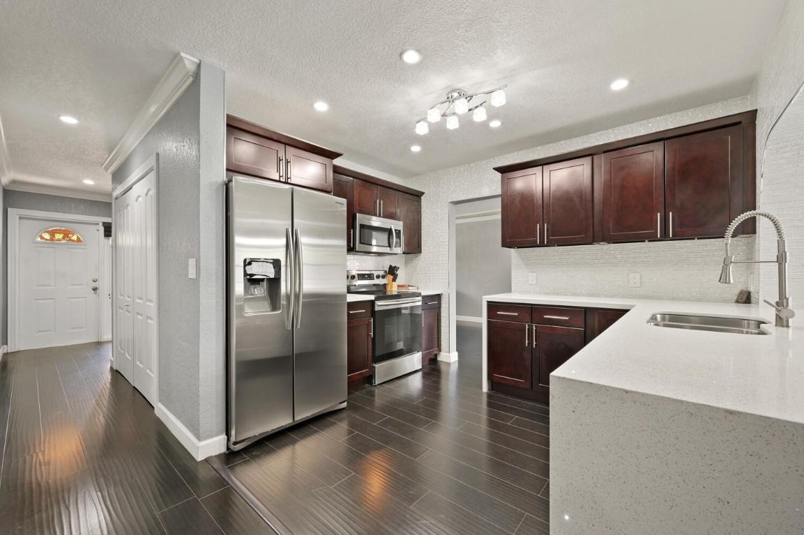 CORAL SPRINGS SUB NO 1 - Residential