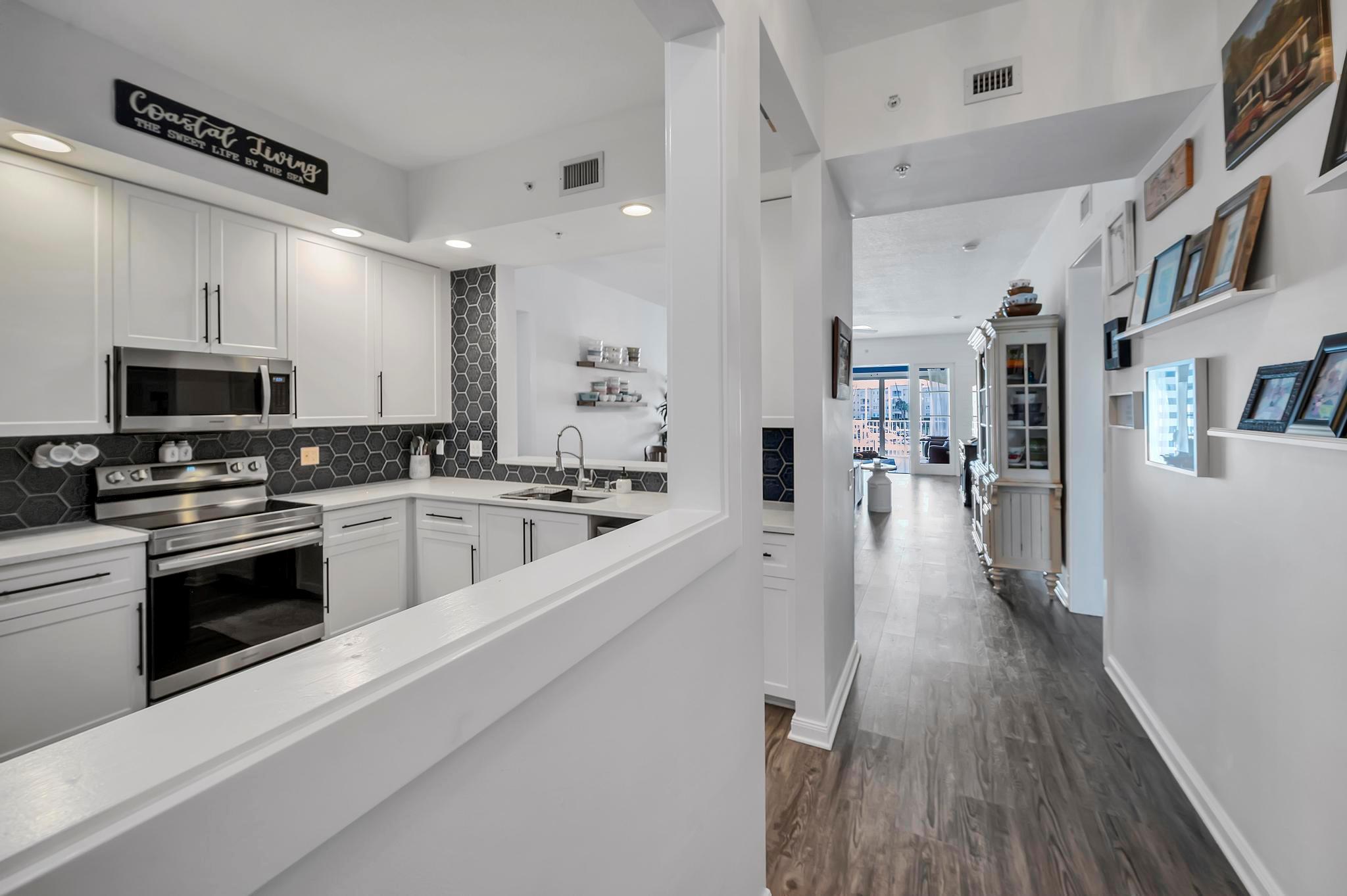 Harbour Isle East - Residential Lease