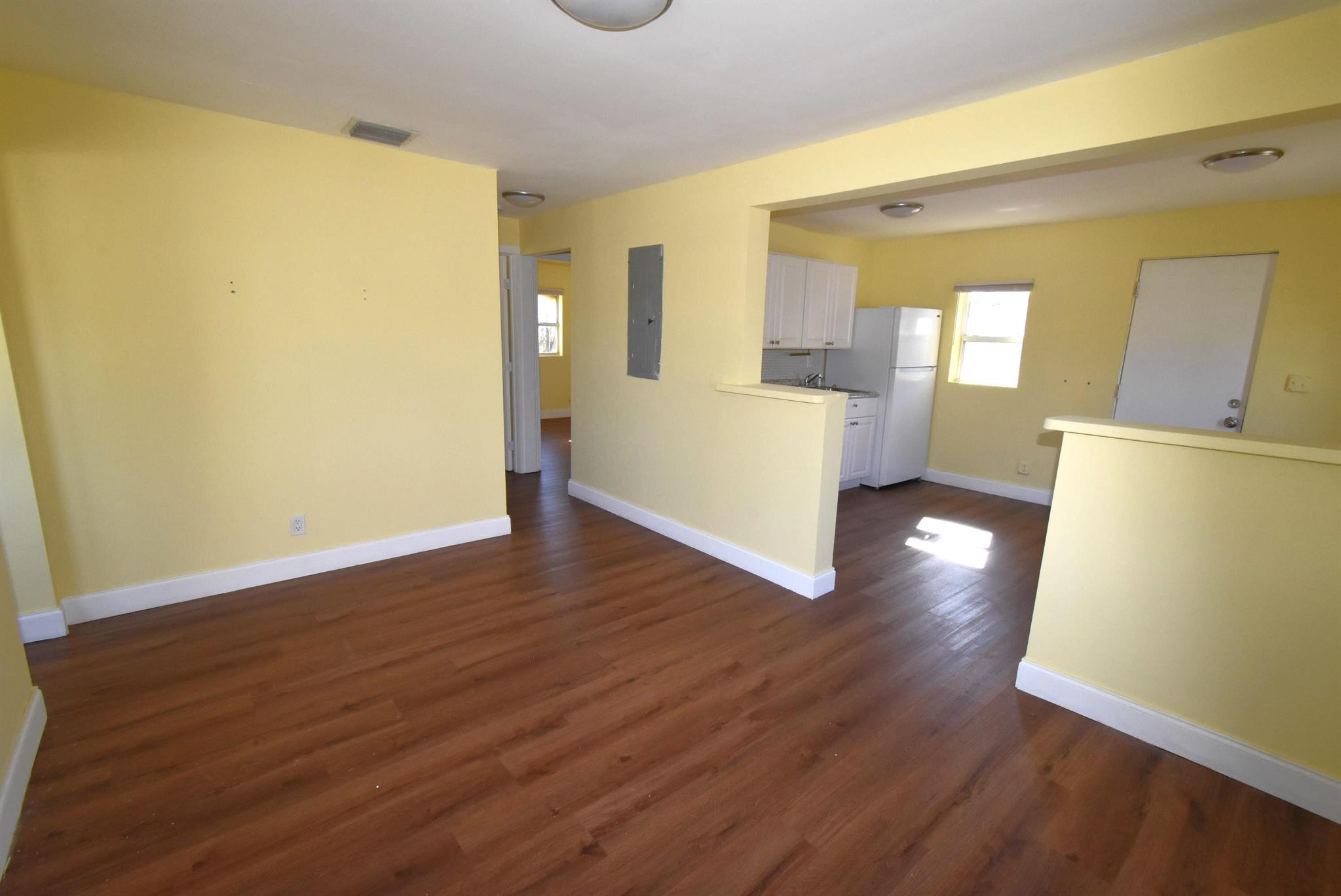 EMANCIPATION PARK - Residential Lease