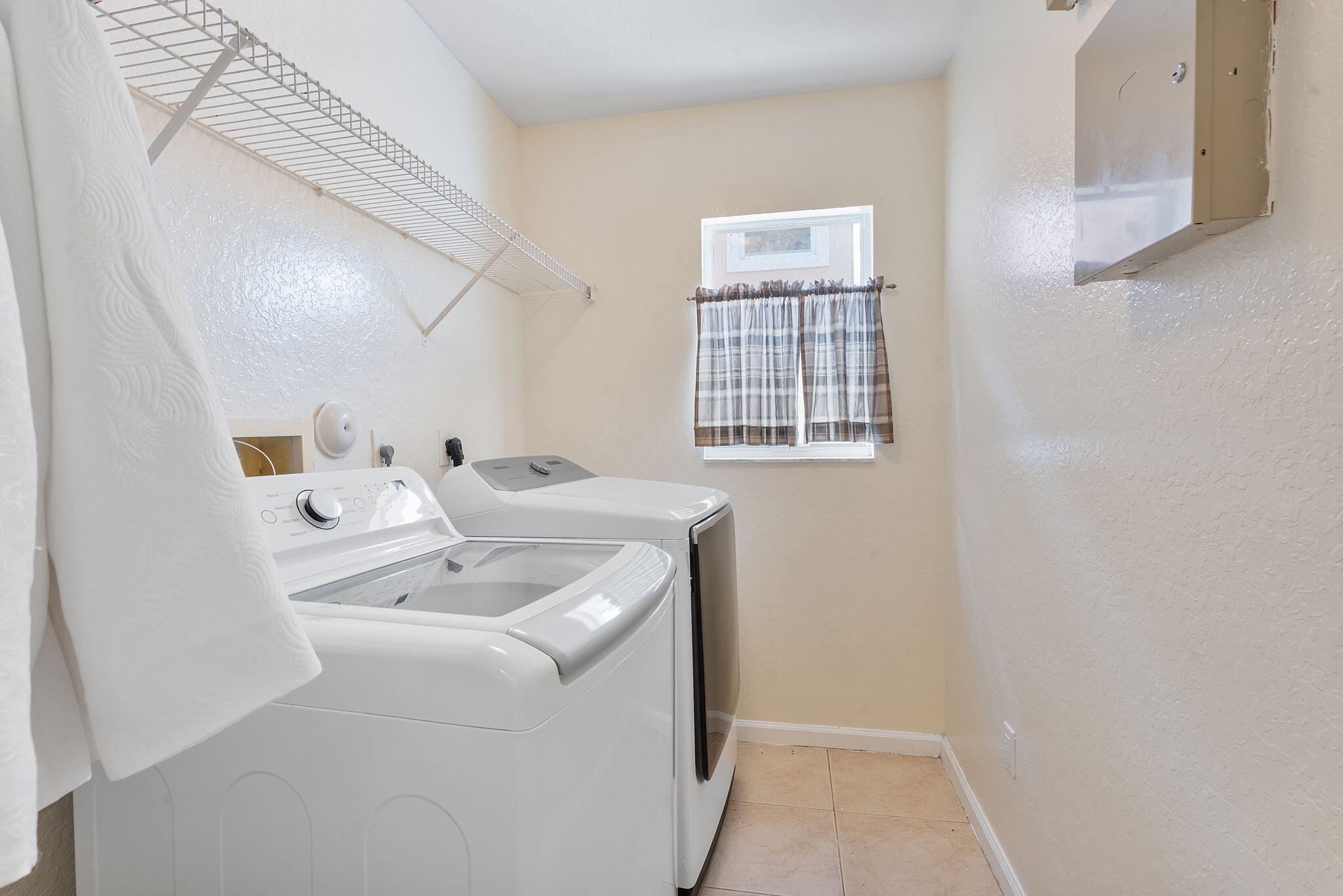 NAUTICA ISLES 3 - Residential