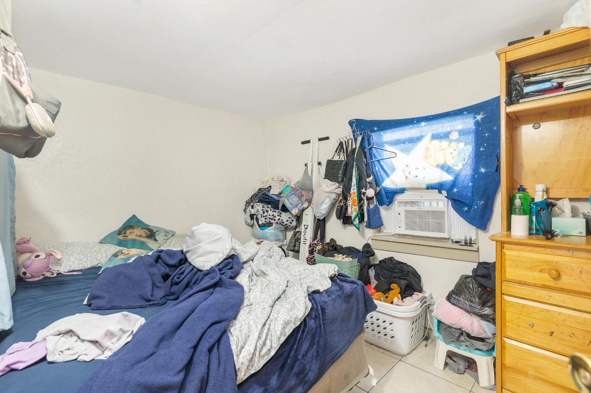 LAKE WORTH TOWN OF - Residential Income