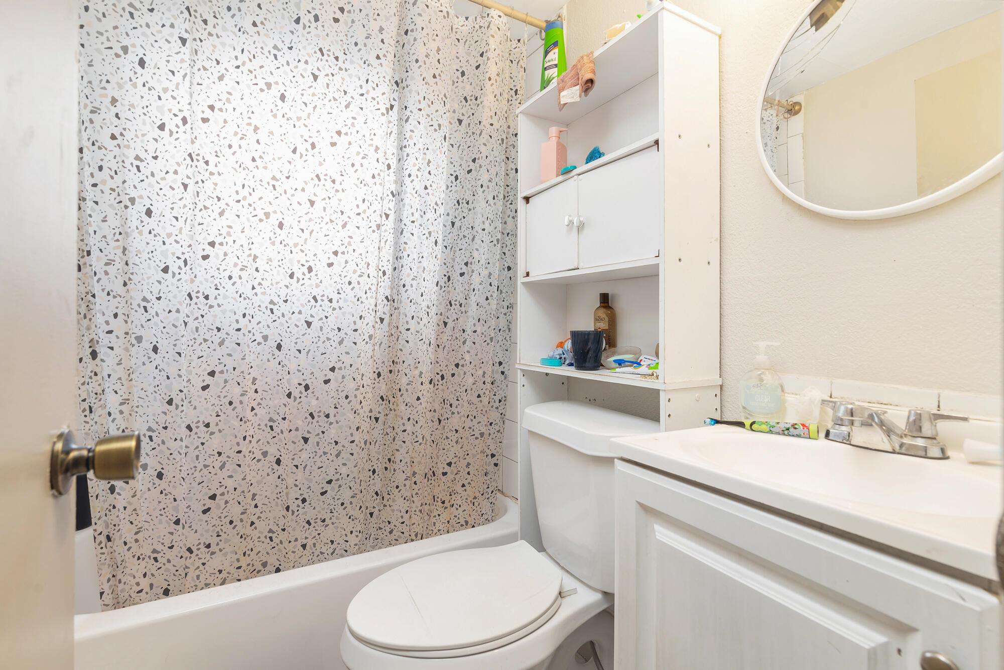 LAKE WORTH TOWN OF - Residential Income