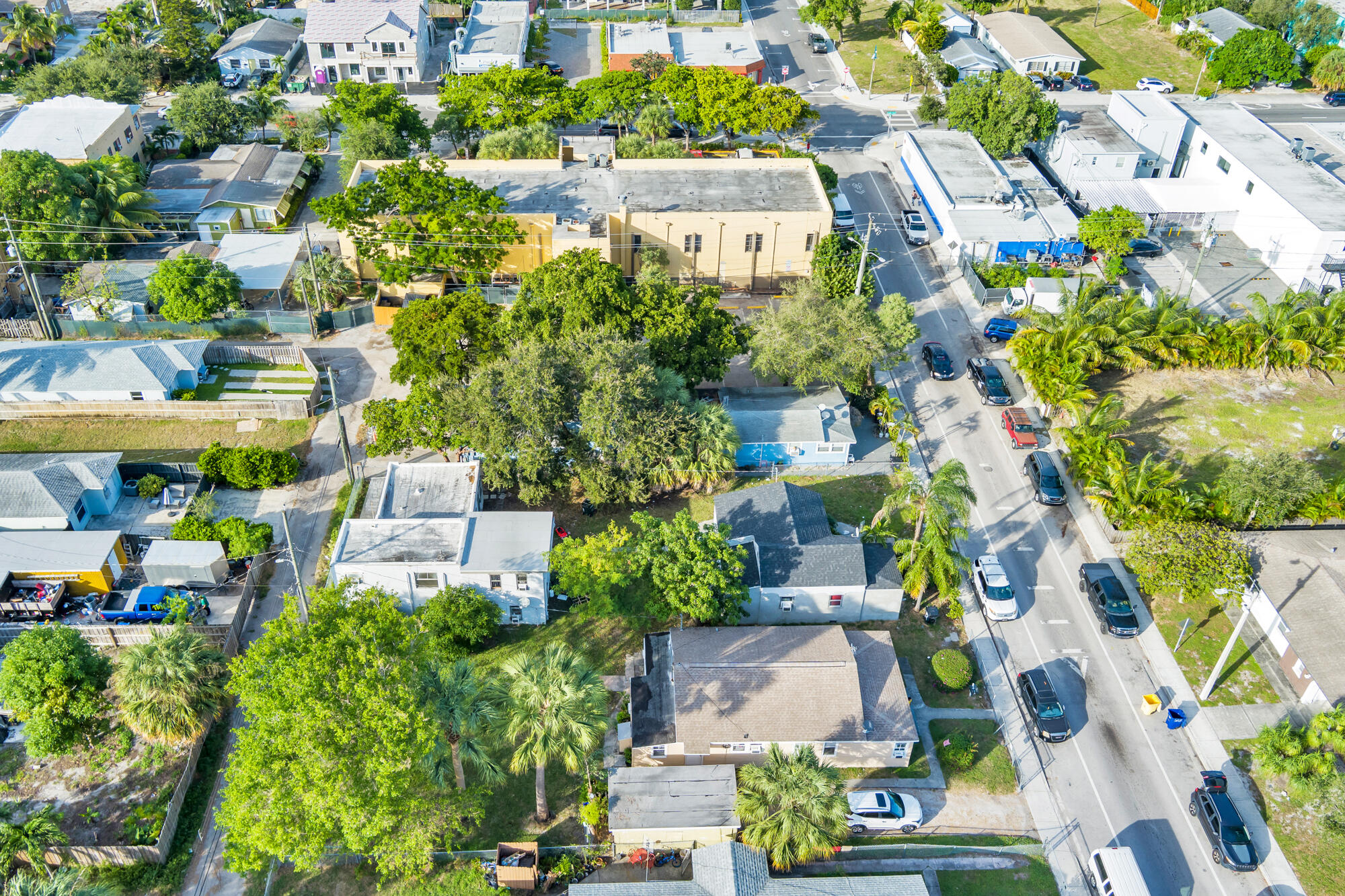 LAKE WORTH TOWN OF - Residential Income