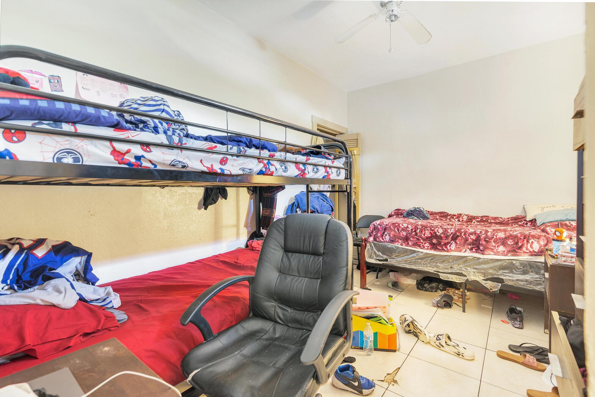 LAKE WORTH TOWN OF - Residential Income