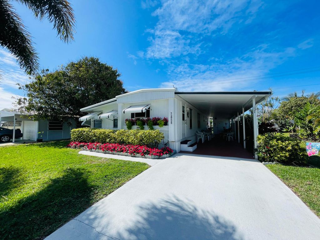 Photo of 7458 SE Swan Avenue, Hobe Sound, FL 33455 (MLS # R10962237)