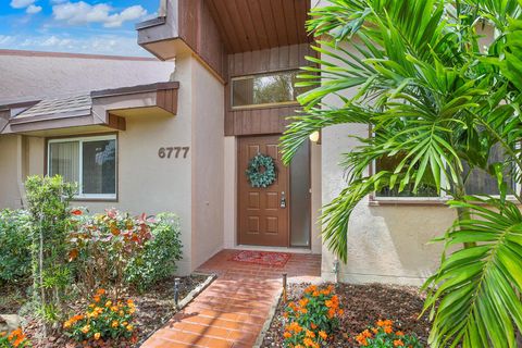 A home in Lake Worth