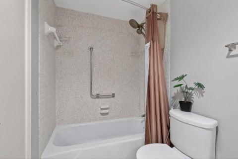 Tiny photo for 4330 Hillcrest Drive #302, Hollywood, FL 33021 (MLS # B26030343)