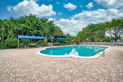 Tiny photo for 4330 Hillcrest Drive #302, Hollywood, FL 33021 (MLS # B26030343)