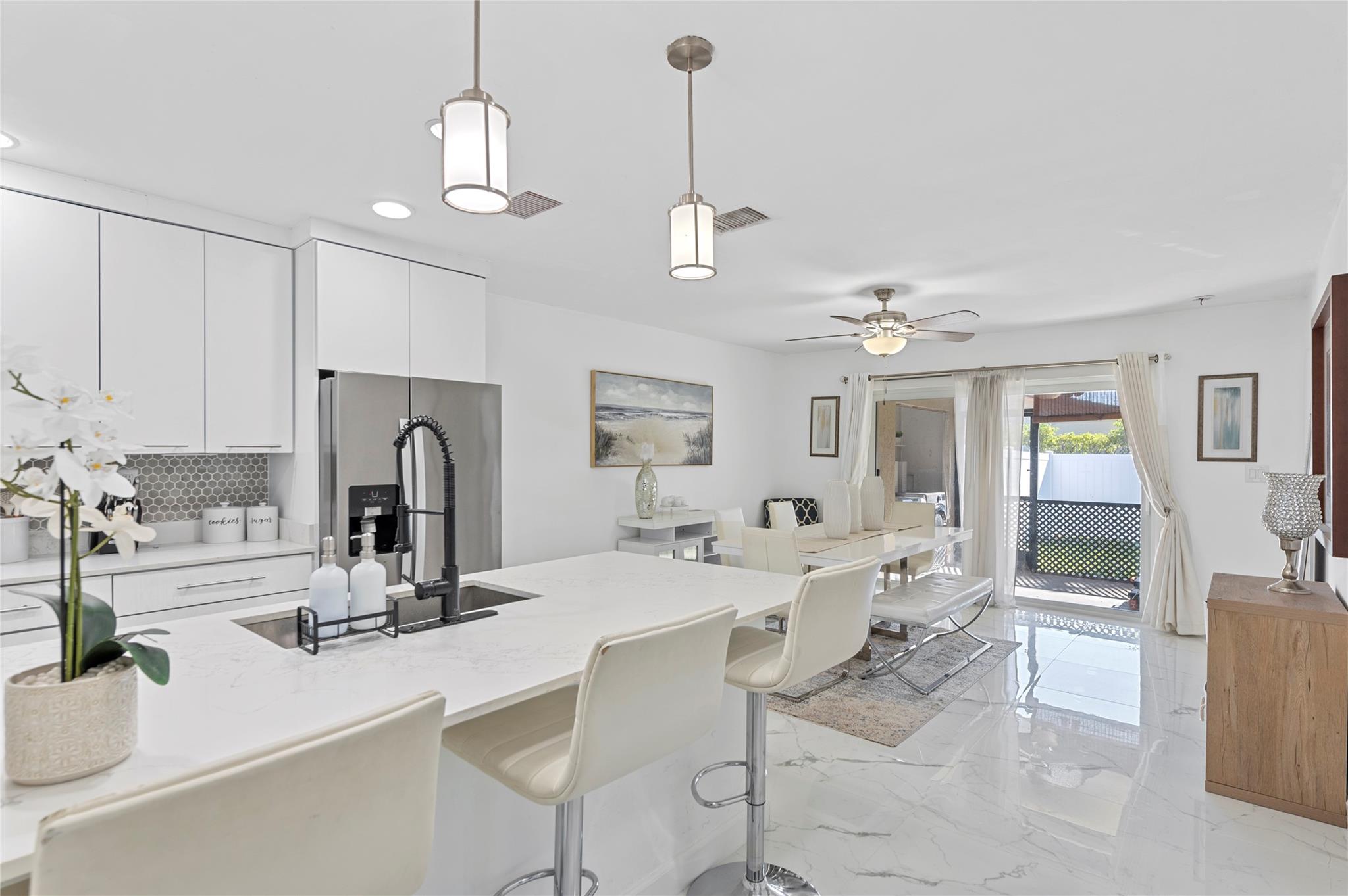 CORAL SPRINGS CC - Residential