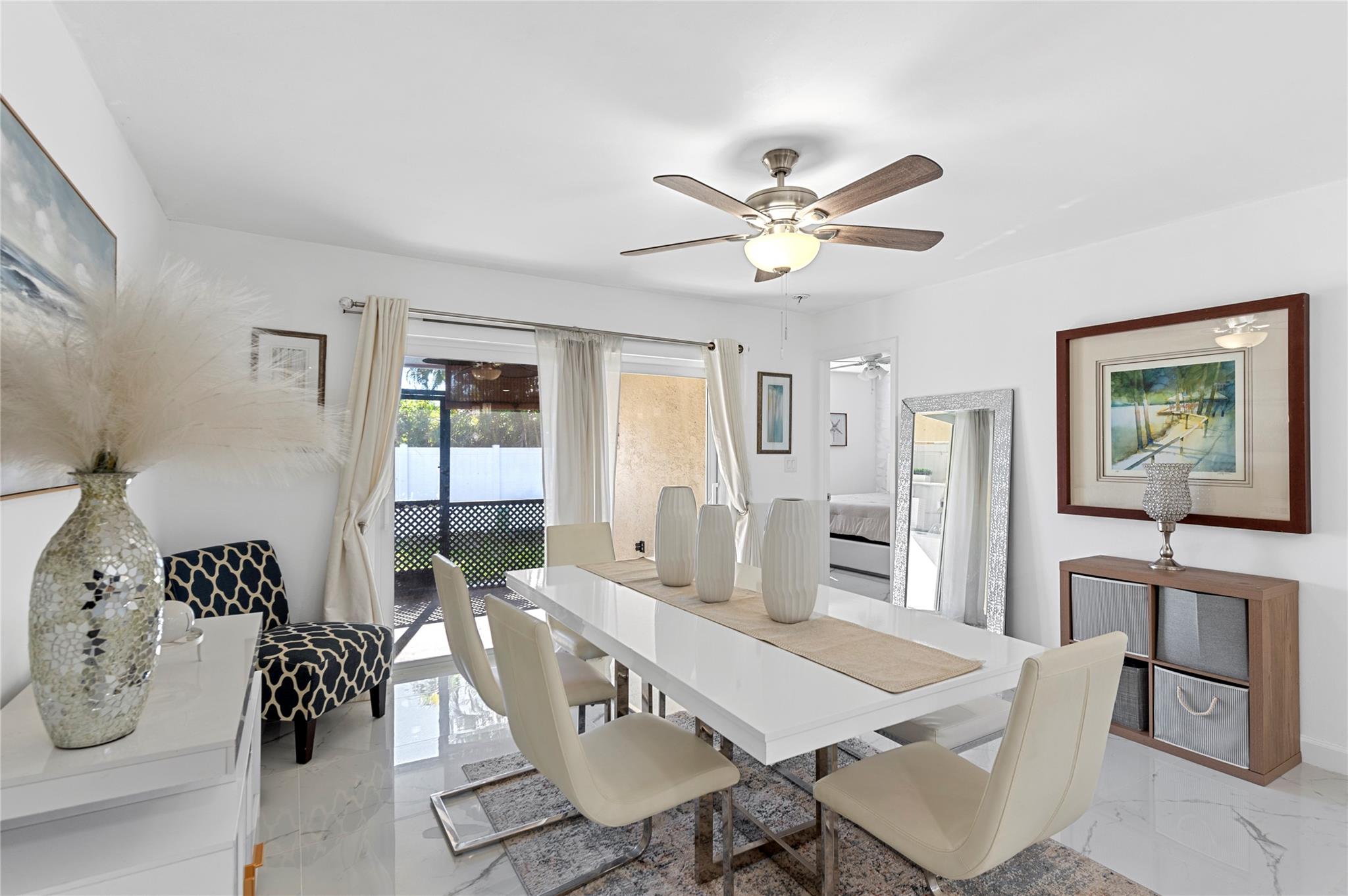 CORAL SPRINGS CC - Residential