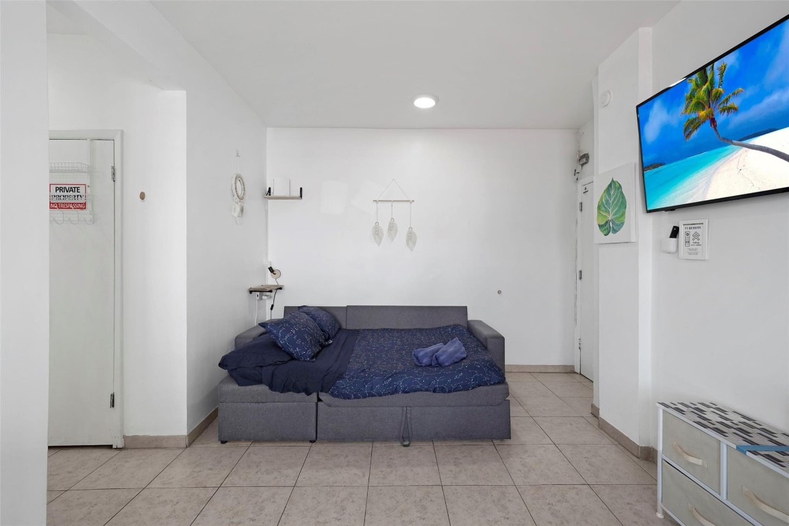 DEL RIO CONDO - Residential