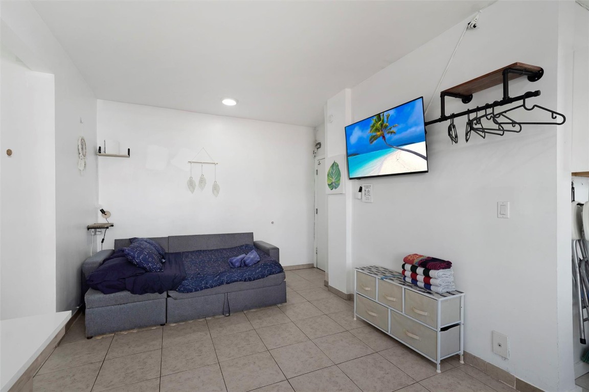 DEL RIO CONDO - Residential