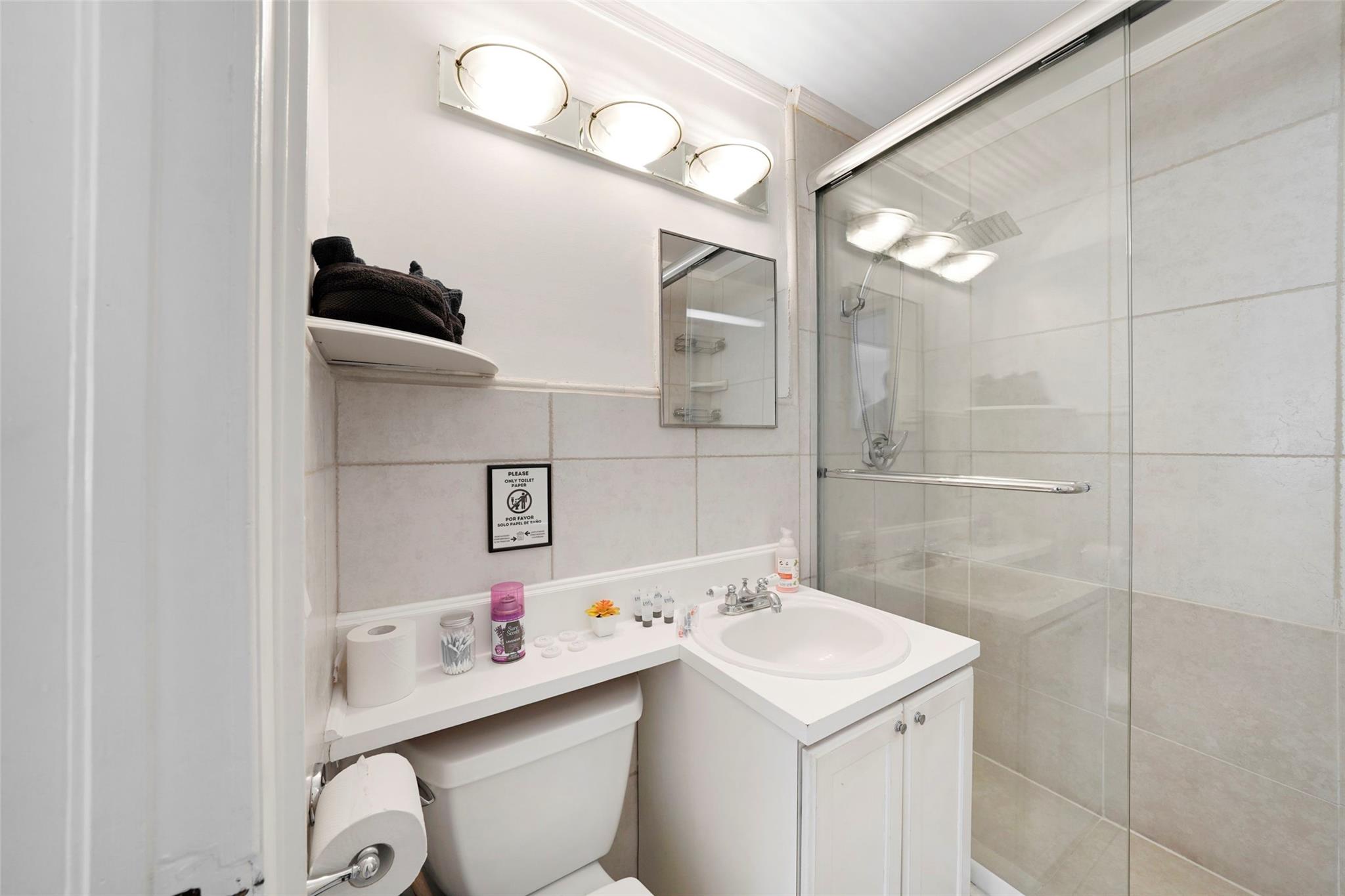 DEL RIO CONDO - Residential