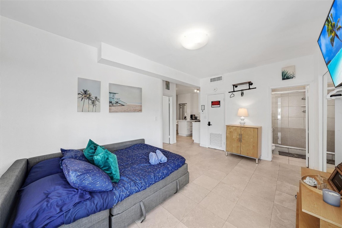 DEL RIO CONDO - Residential