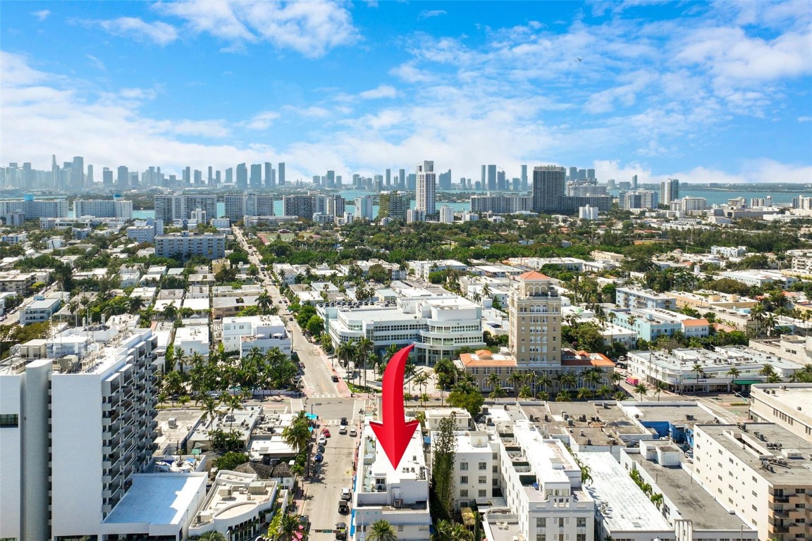 DEL RIO CONDO - Residential