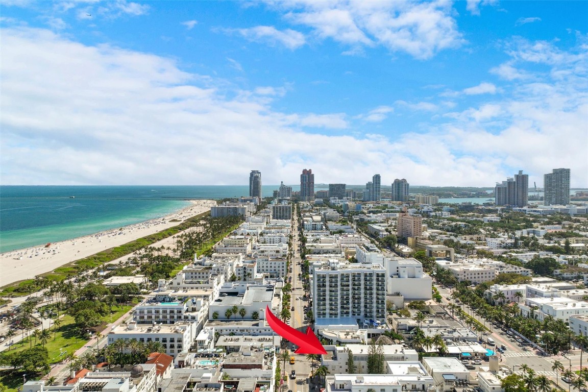 DEL RIO CONDO - Residential