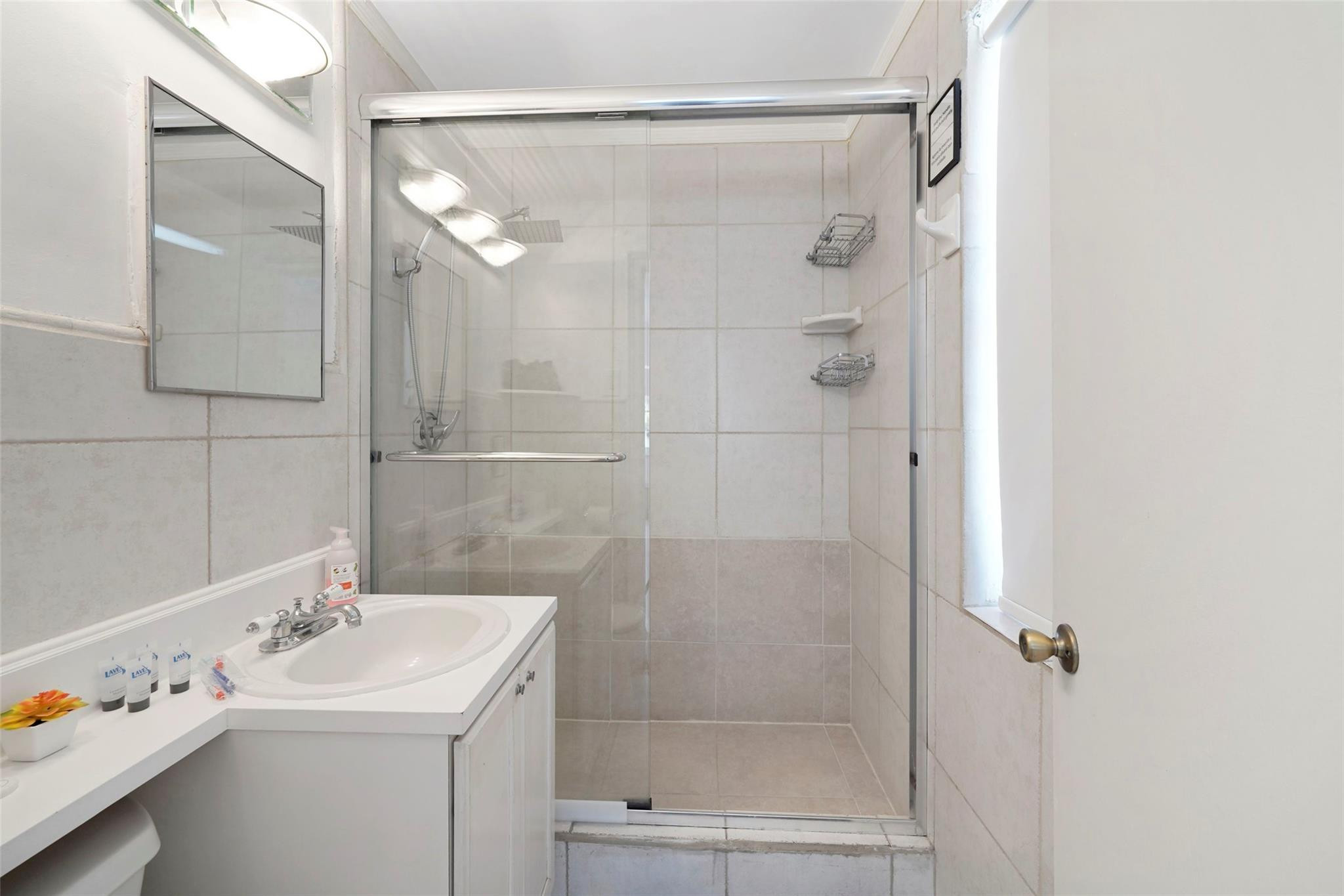 DEL RIO CONDO - Residential